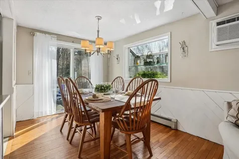 6 Maple Drive Bedford NH 03110