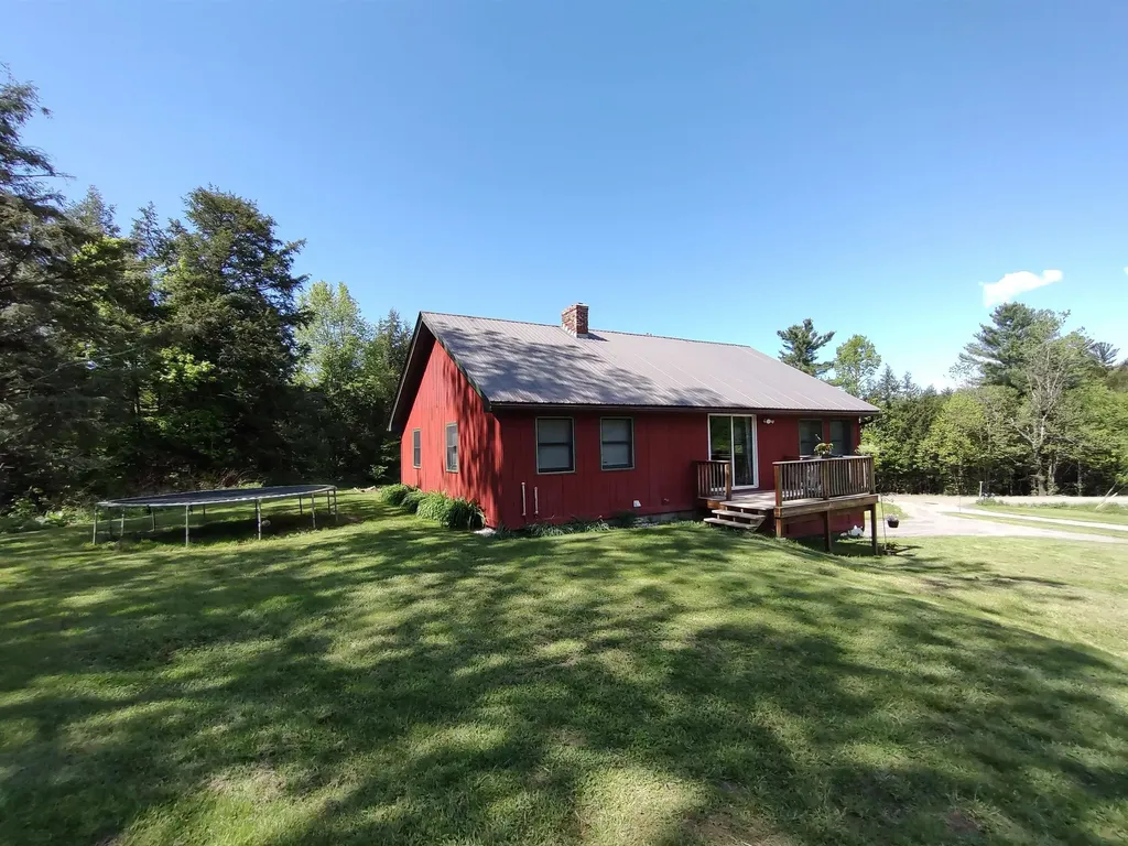 28 Cedar Lane Cambridge VT 05464