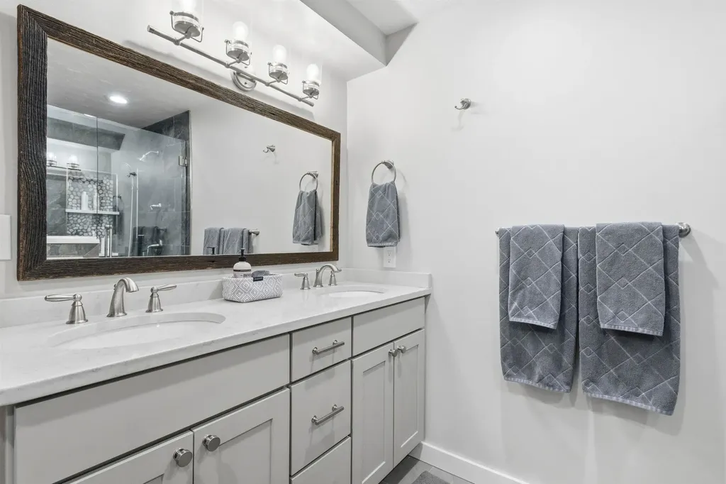 68 Flume Road Lincoln NH 03251