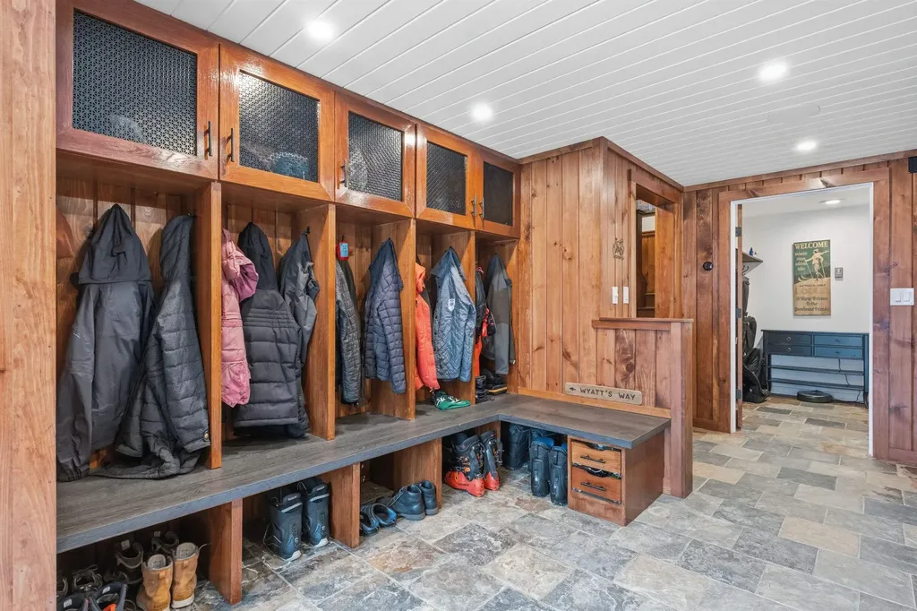 68 Flume Road Lincoln NH 03251