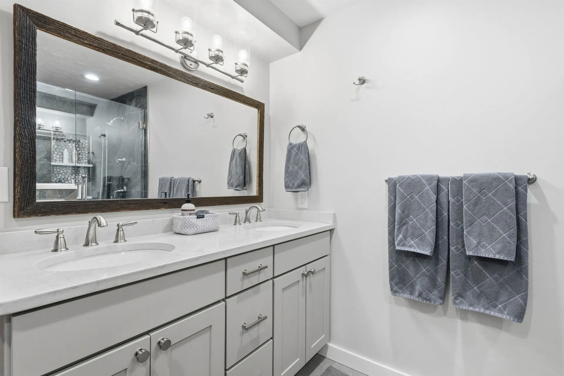 68 Flume Road Lincoln NH 03251