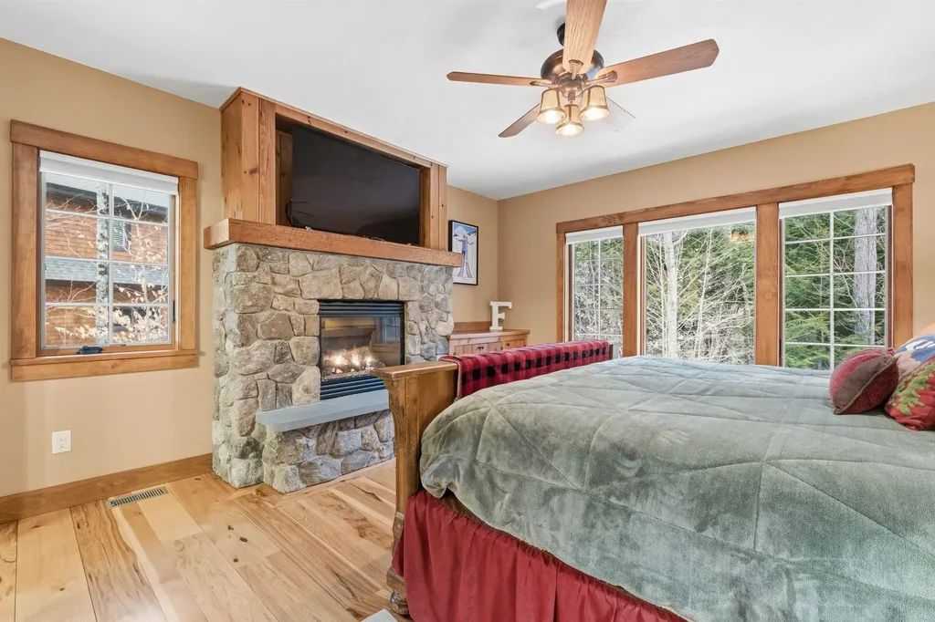 172 South Peak Road Lincoln NH 03251
