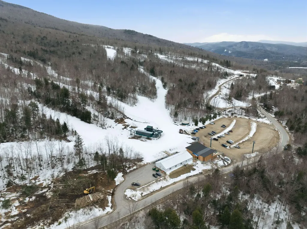 172 South Peak Road Lincoln NH 03251