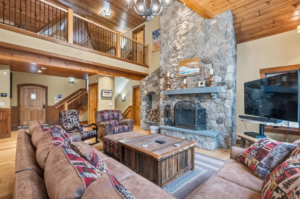 172 South Peak Road Lincoln NH 03251