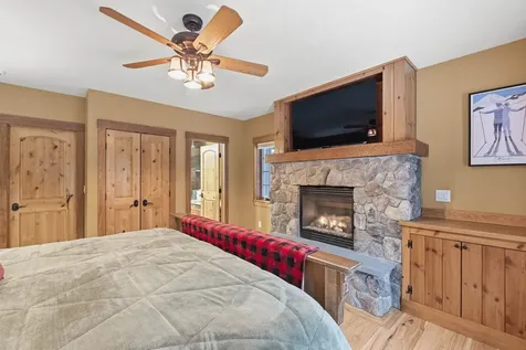 172 South Peak Road Lincoln NH 03251