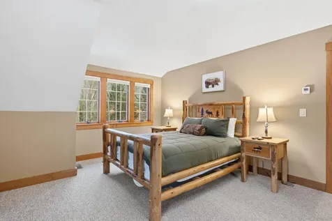 172 South Peak Road Lincoln NH 03251