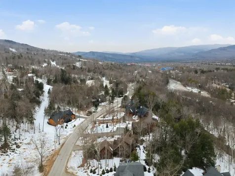 172 South Peak Road Lincoln NH 03251