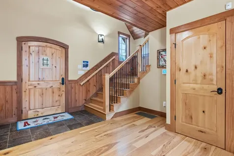 172 South Peak Road Lincoln NH 03251