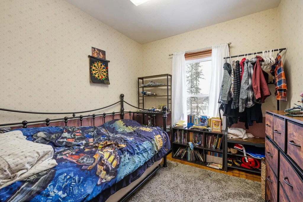 69 Main Street Colebrook NH 03576