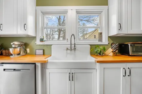 69 Main Street Colebrook NH 03576