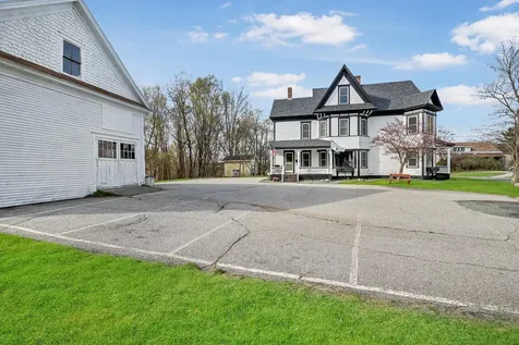 69 Main Street Colebrook NH 03576