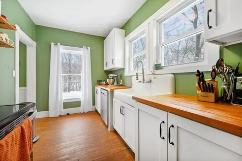 69 Main Street Colebrook NH 03576