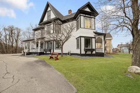 69 Main Street Colebrook NH 03576