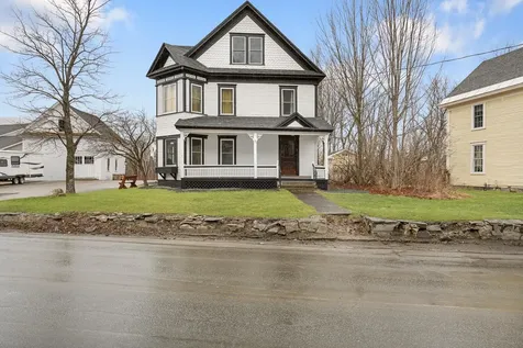 69 Main Street Colebrook NH 03576