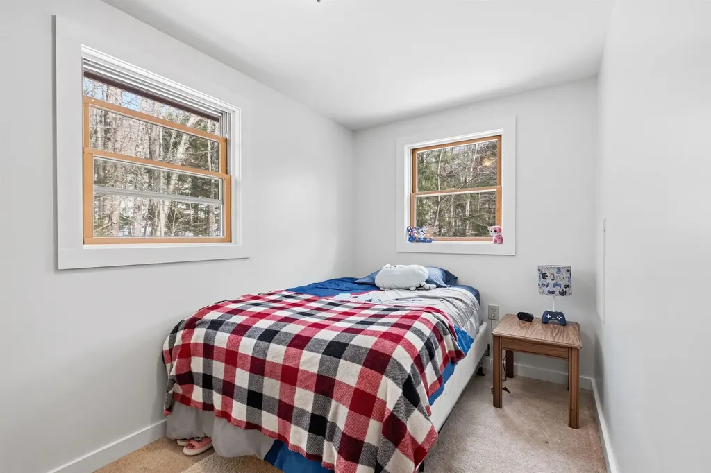 26 Doetown Road Ellsworth NH 03266