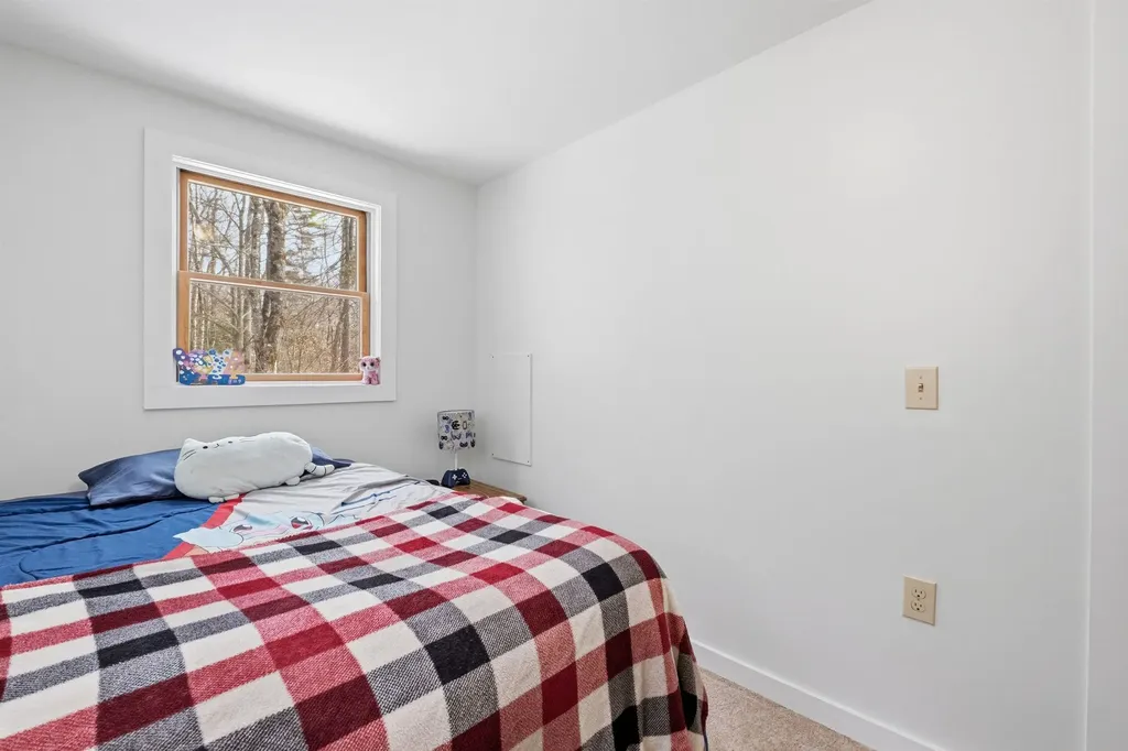 26 Doetown Road Ellsworth NH 03266