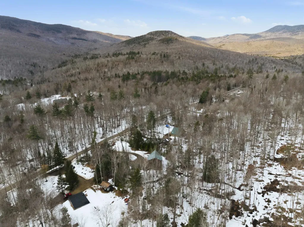 26 Doetown Road Ellsworth NH 03266