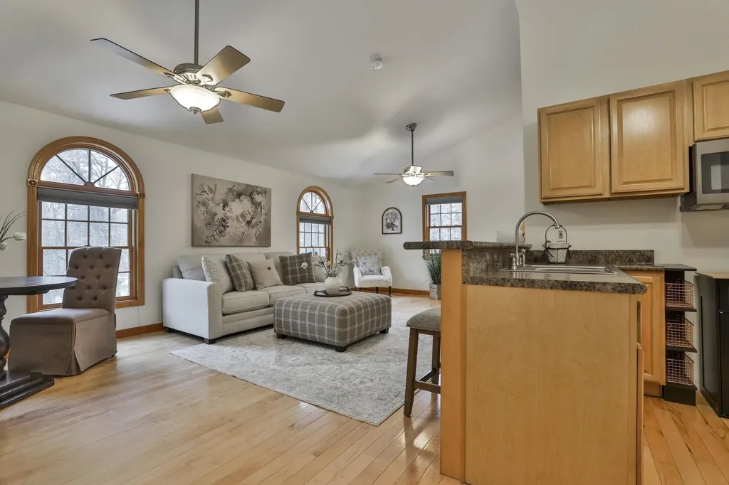 41 Dupaw Gould Road Brookline NH 03033