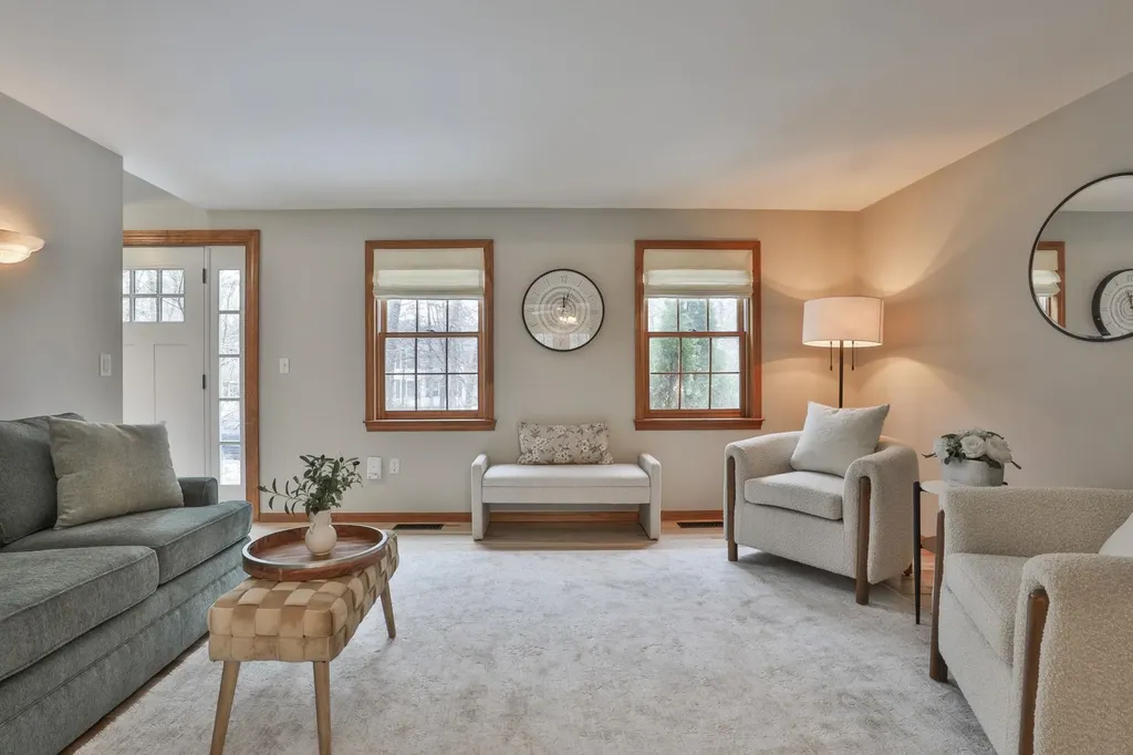 41 Dupaw Gould Road Brookline NH 03033