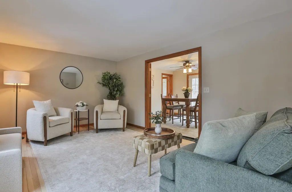 41 Dupaw Gould Road Brookline NH 03033
