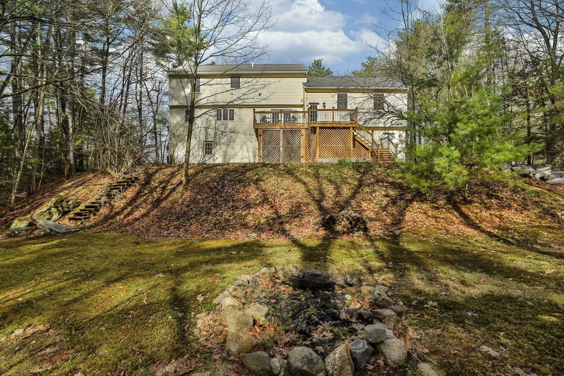 41 Dupaw Gould Road Brookline NH 03033