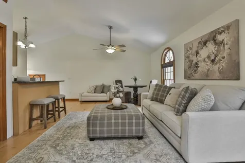 41 Dupaw Gould Road Brookline NH 03033