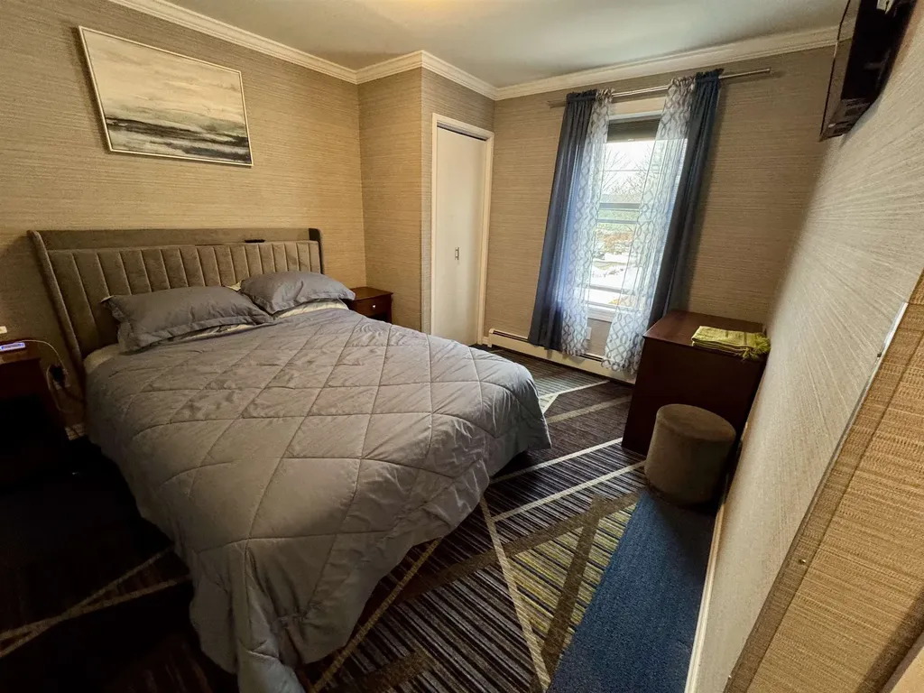 8 Labrecque Street Lincoln NH 03251