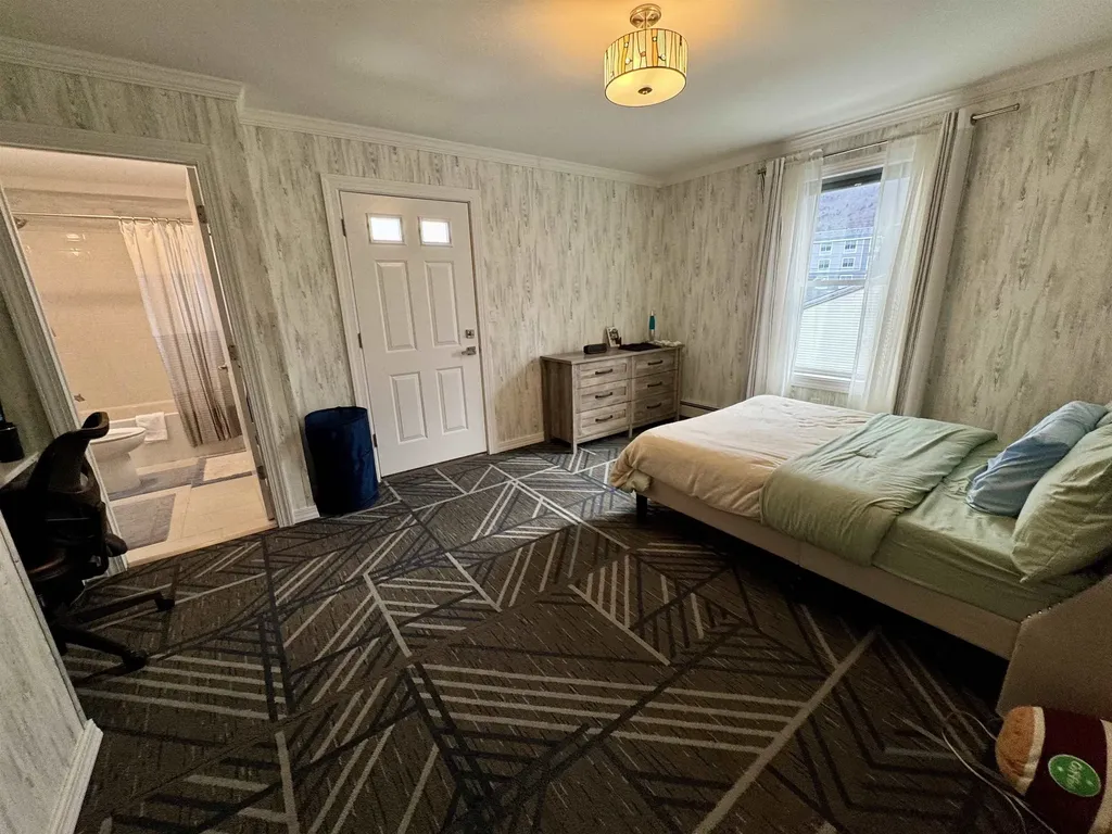 8 Labrecque Street Lincoln NH 03251