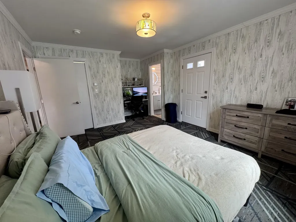 8 Labrecque Street Lincoln NH 03251