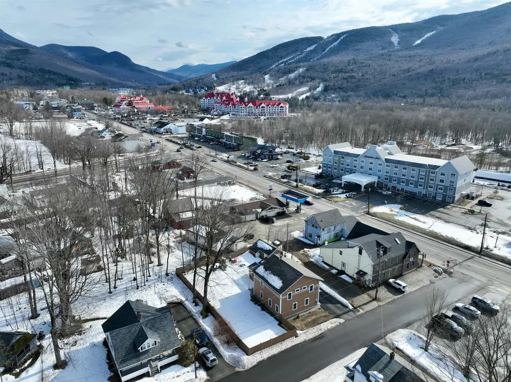 8 Labrecque Street Lincoln NH 03251