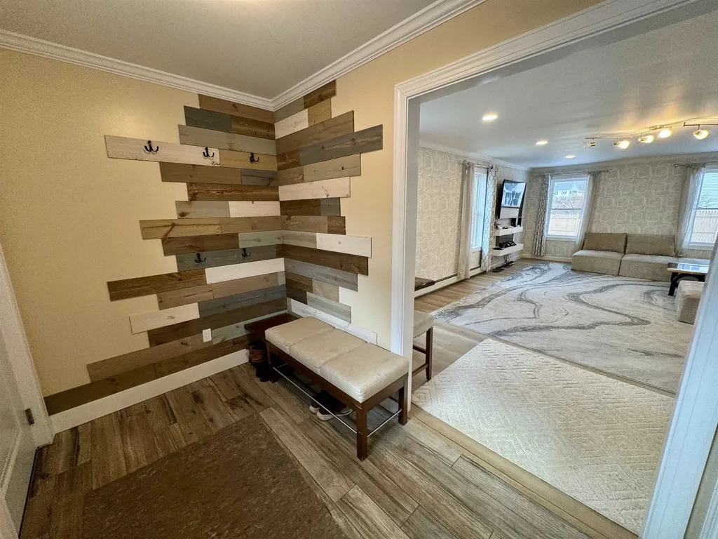 8 Labrecque Street Lincoln NH 03251