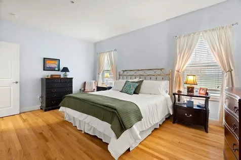 12 Mill Pond Road Brentwood NH 03833