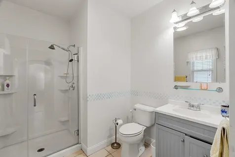 12 Mill Pond Road Brentwood NH 03833