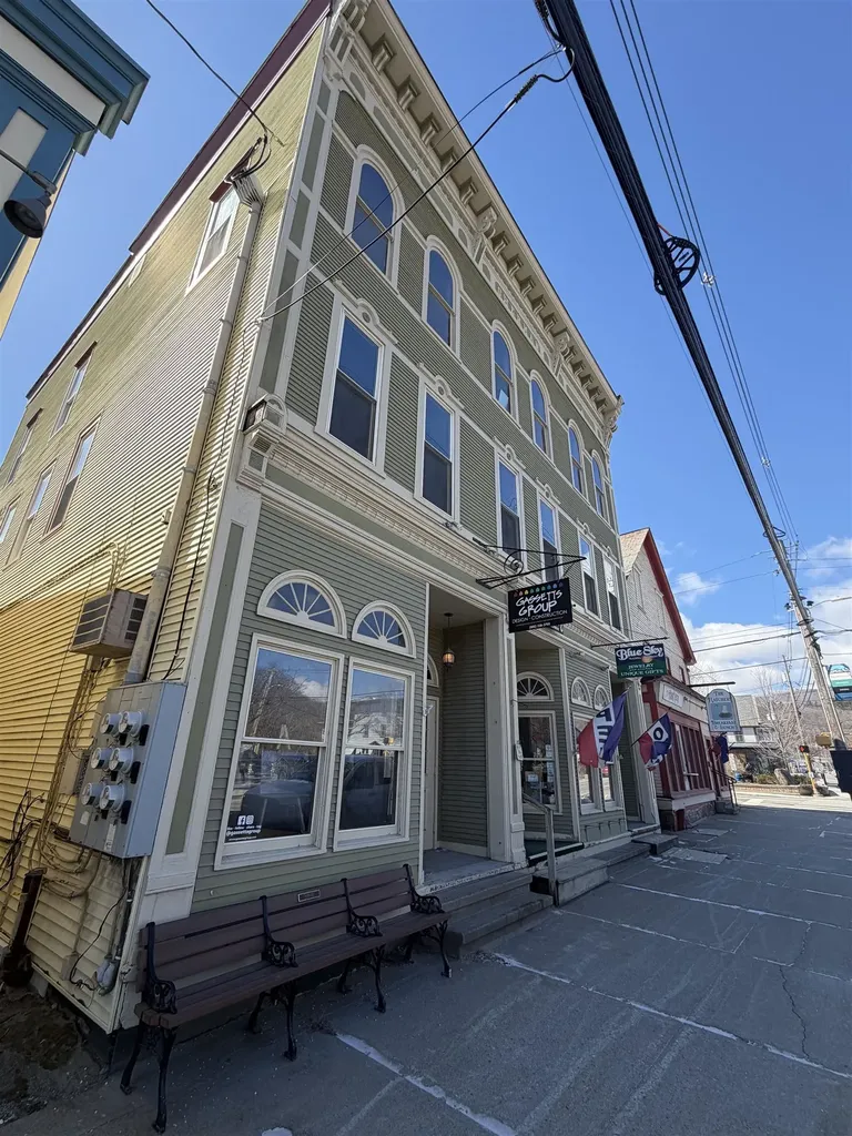 158 Main Street Ludlow VT 05149