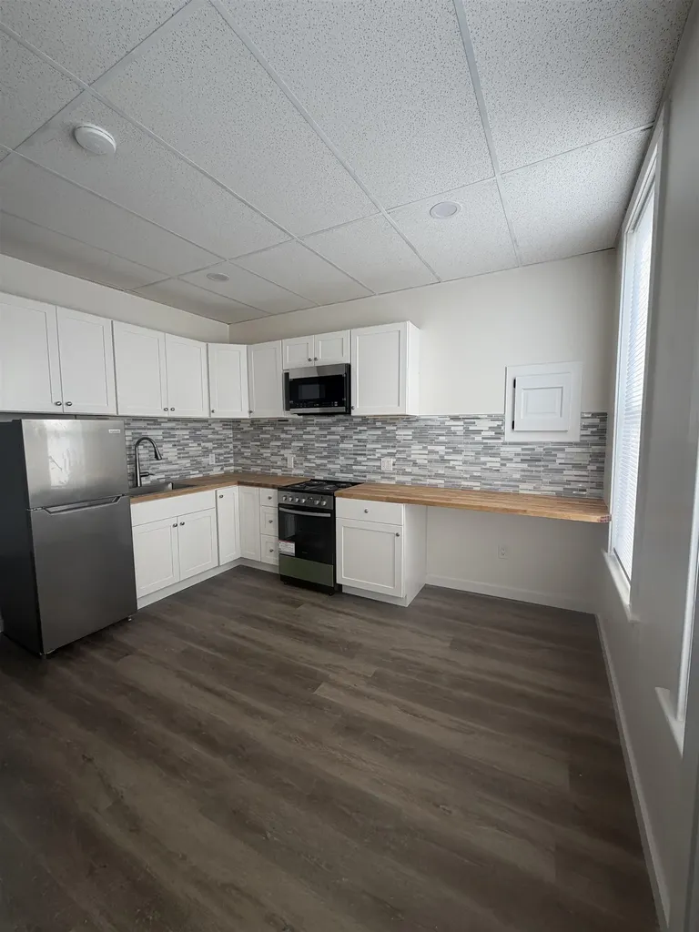158 Main Street Ludlow VT 05149