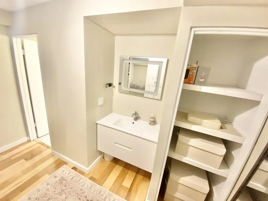 54 East Redrock Drive Burlington VT 05401