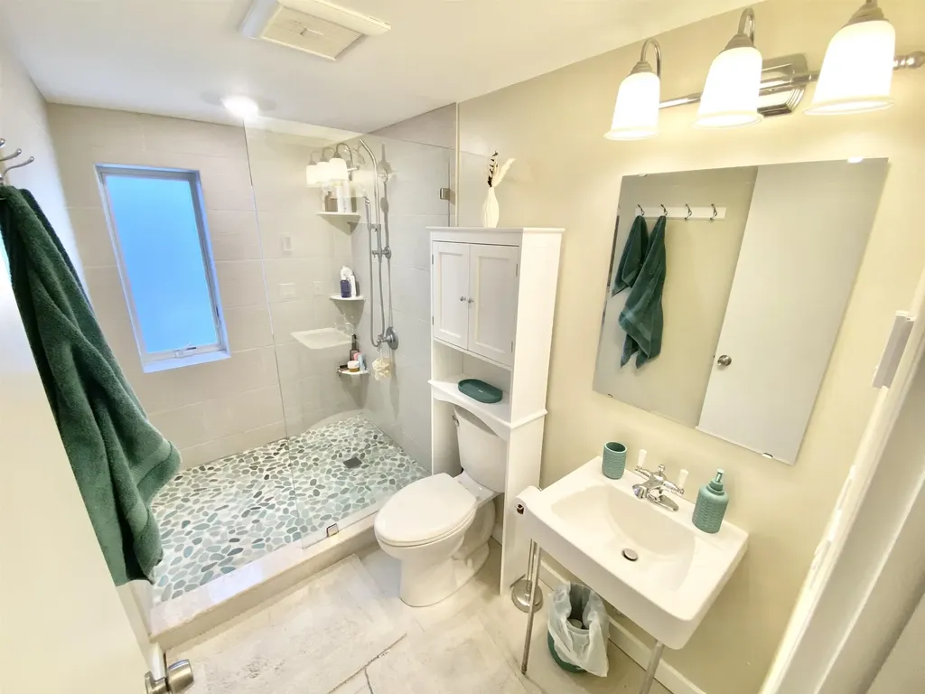 54 East Redrock Drive Burlington VT 05401