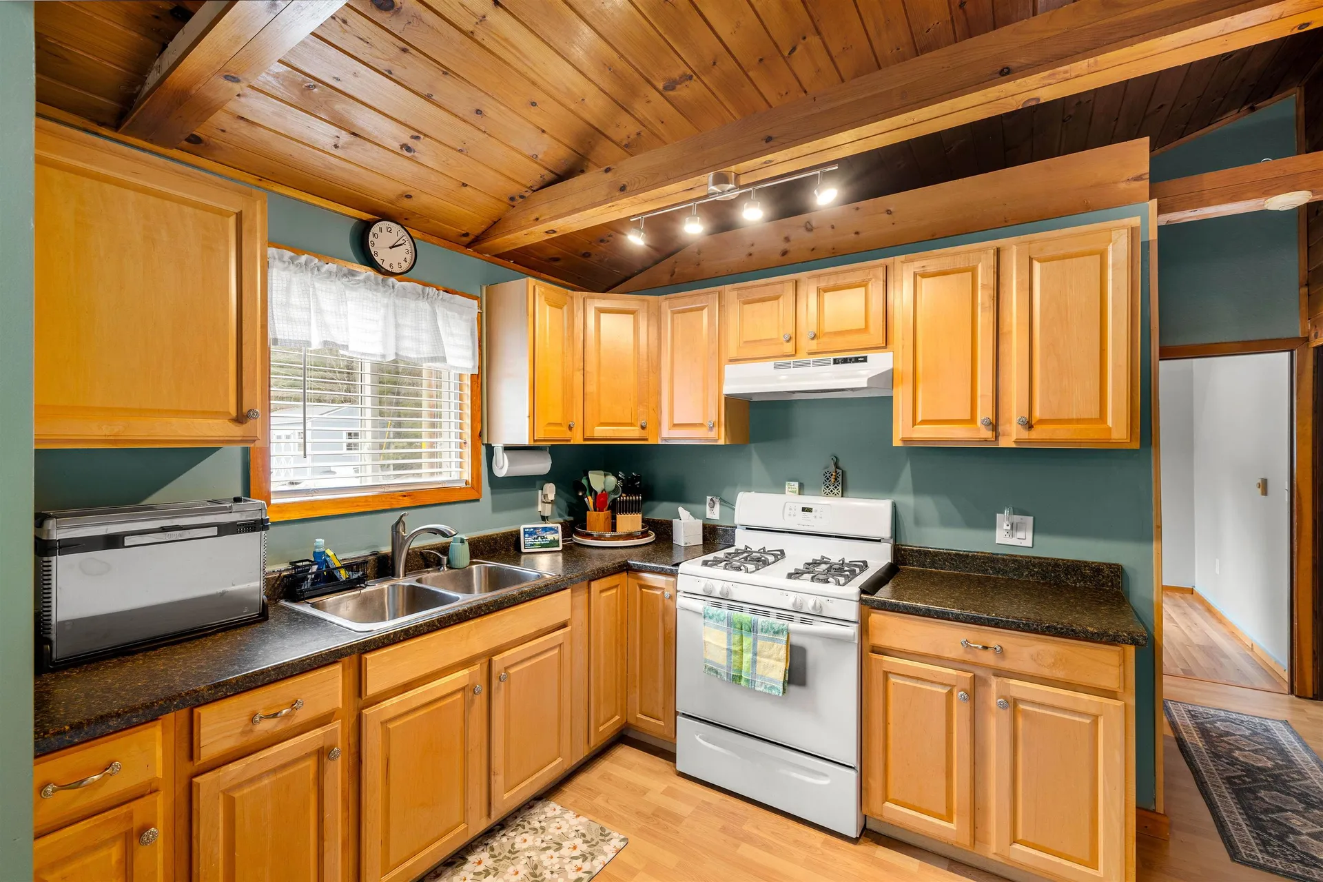 11 Avalon Road Farmington NH 03835
