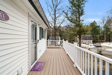 11 Avalon Road Farmington NH 03835