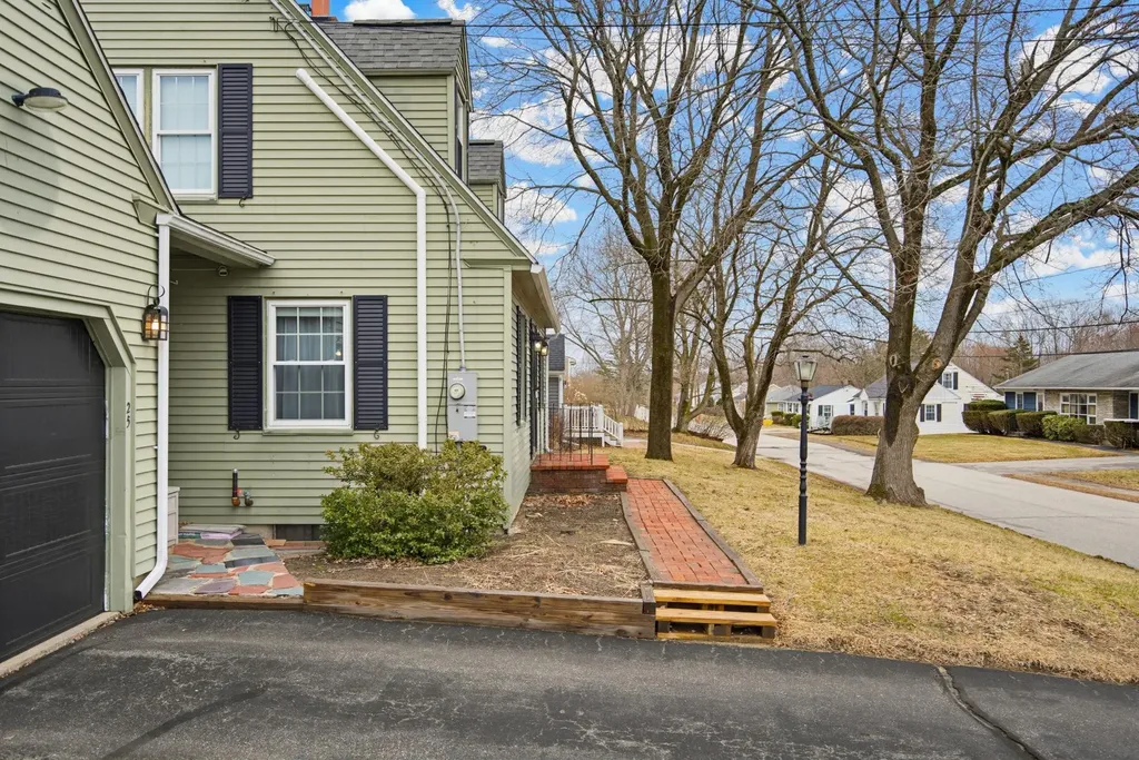 25 Morning Street Somersworth NH 03878