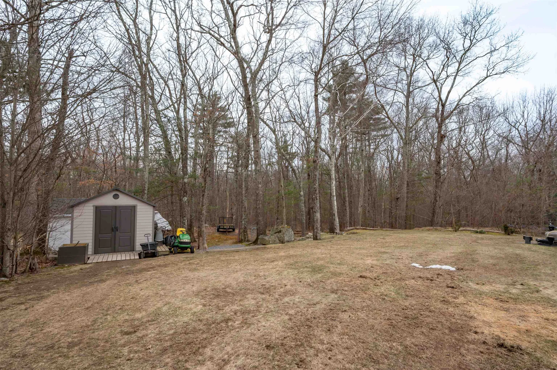 8 Corliss Road Windham NH 03087
