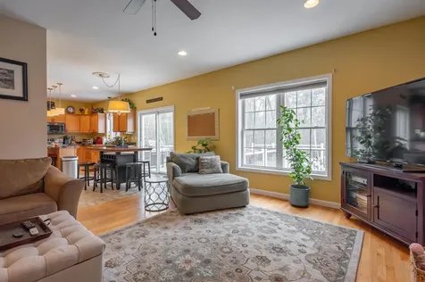 8 Corliss Road Windham NH 03087