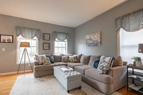 8 Corliss Road Windham NH 03087