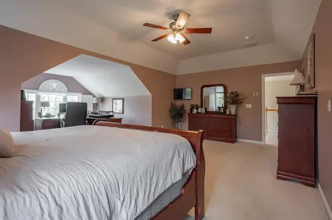 8 Corliss Road Windham NH 03087