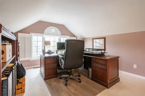 8 Corliss Road Windham NH 03087