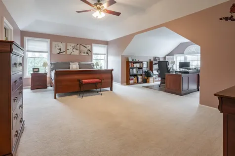 8 Corliss Road Windham NH 03087