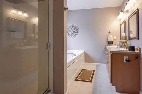 8 Corliss Road Windham NH 03087