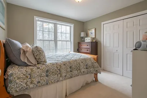 8 Corliss Road Windham NH 03087