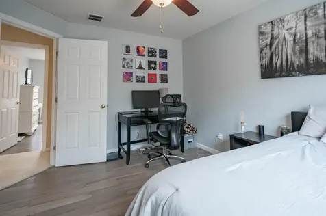 8 Corliss Road Windham NH 03087