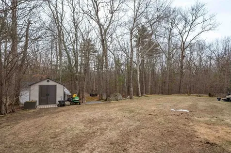 8 Corliss Road Windham NH 03087